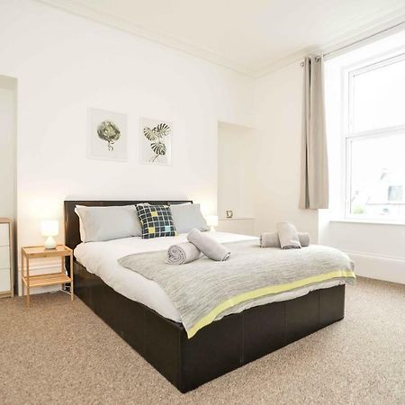 Stafford Modern Apartment Aberdeen Ngoại thất bức ảnh
