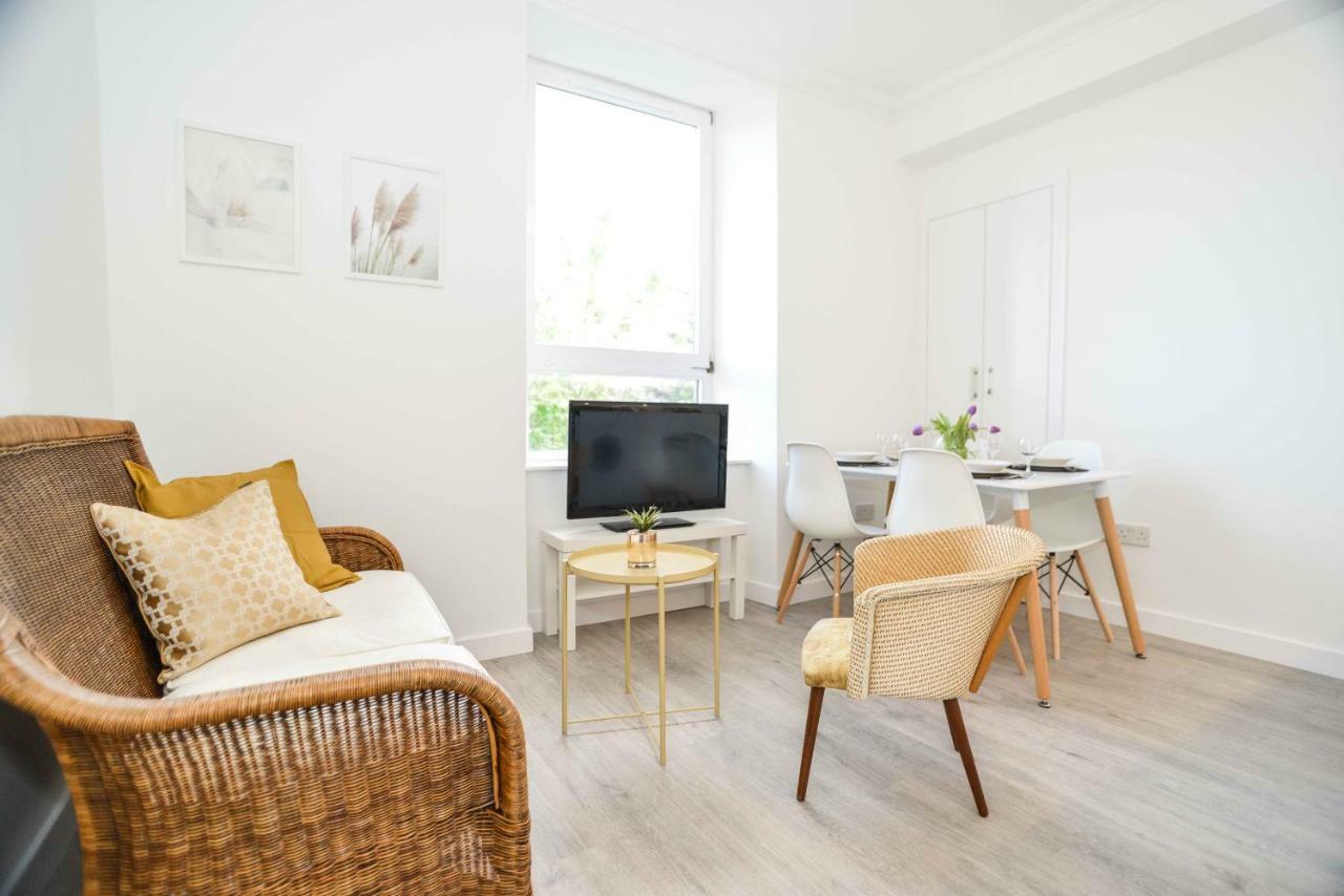 Stafford Modern Apartment Aberdeen Ngoại thất bức ảnh