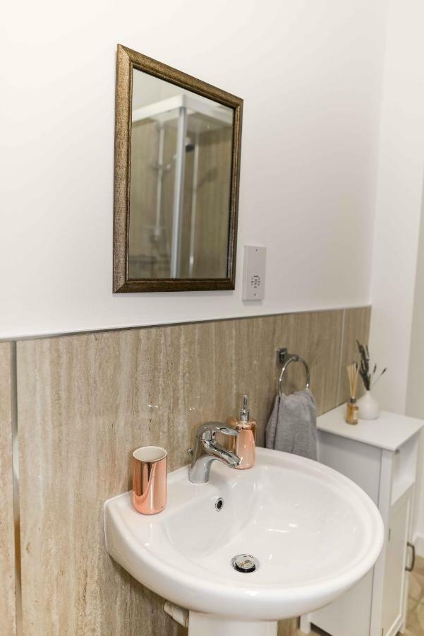 Stafford Modern Apartment Aberdeen Ngoại thất bức ảnh
